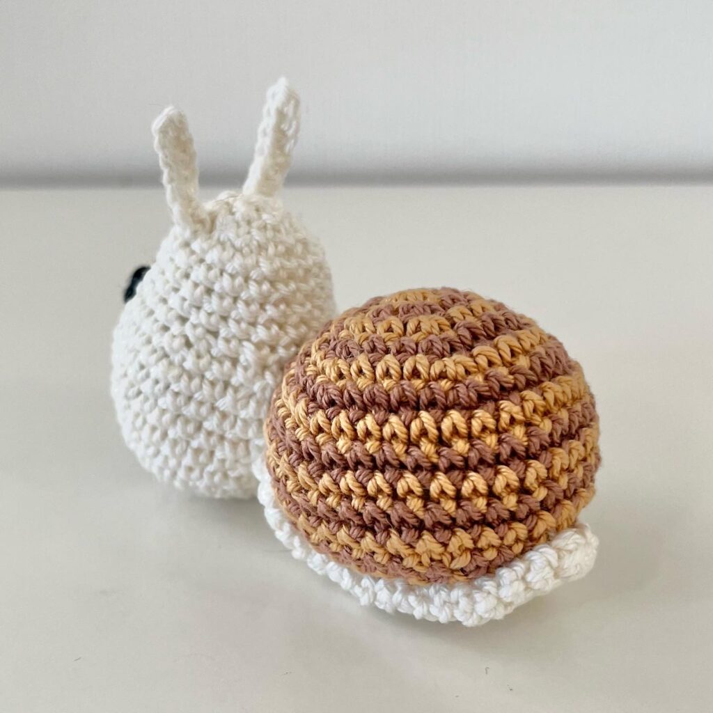 Schnecke Sandy braun